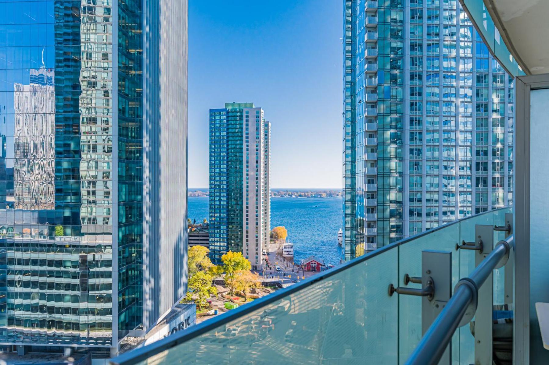 York Suites 5 Toronto Exterior foto